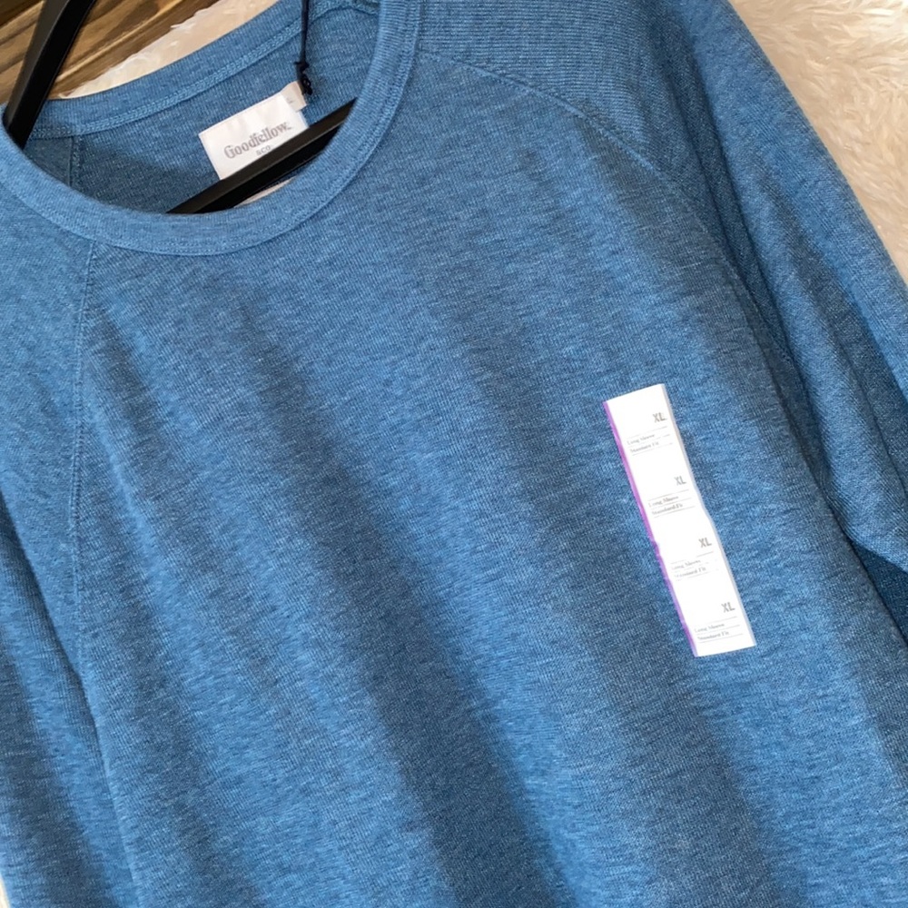 3/25$ NWT Goodfellow & Co Sweatshirt - Picture 4 of 4